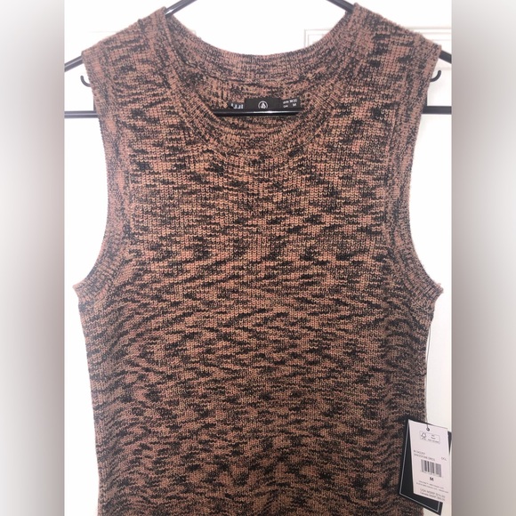 Volcom Sweater Knit tank dress (M) - Picture 5 of 15